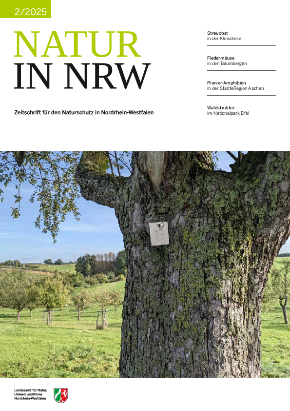 Titelseite der Ausgabe 2/2025 mit Foto einer Streuobstwiese