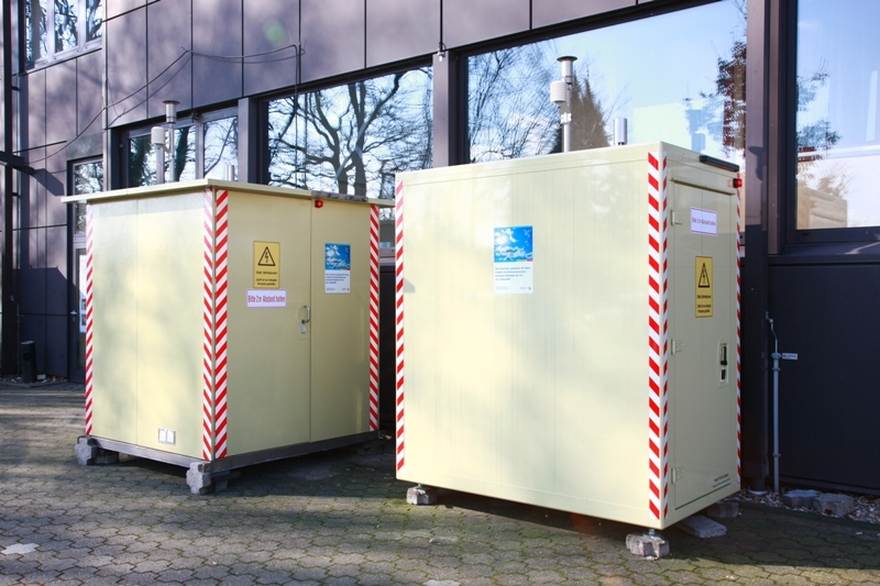 Foto: Meßkontainer zur Überwachung der Luftqualität, ©: LANUV. Der Abdruck des Fotos ist nur bei Nennung des Autors und in Verbindung mit dieser Pressemitteilung kostenfrei.